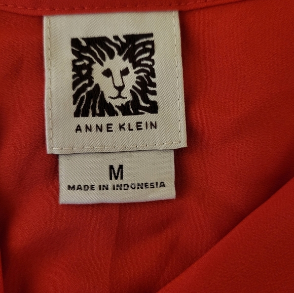 Anne Klein Red Blouse, Size Medium - Picture 3 of 6